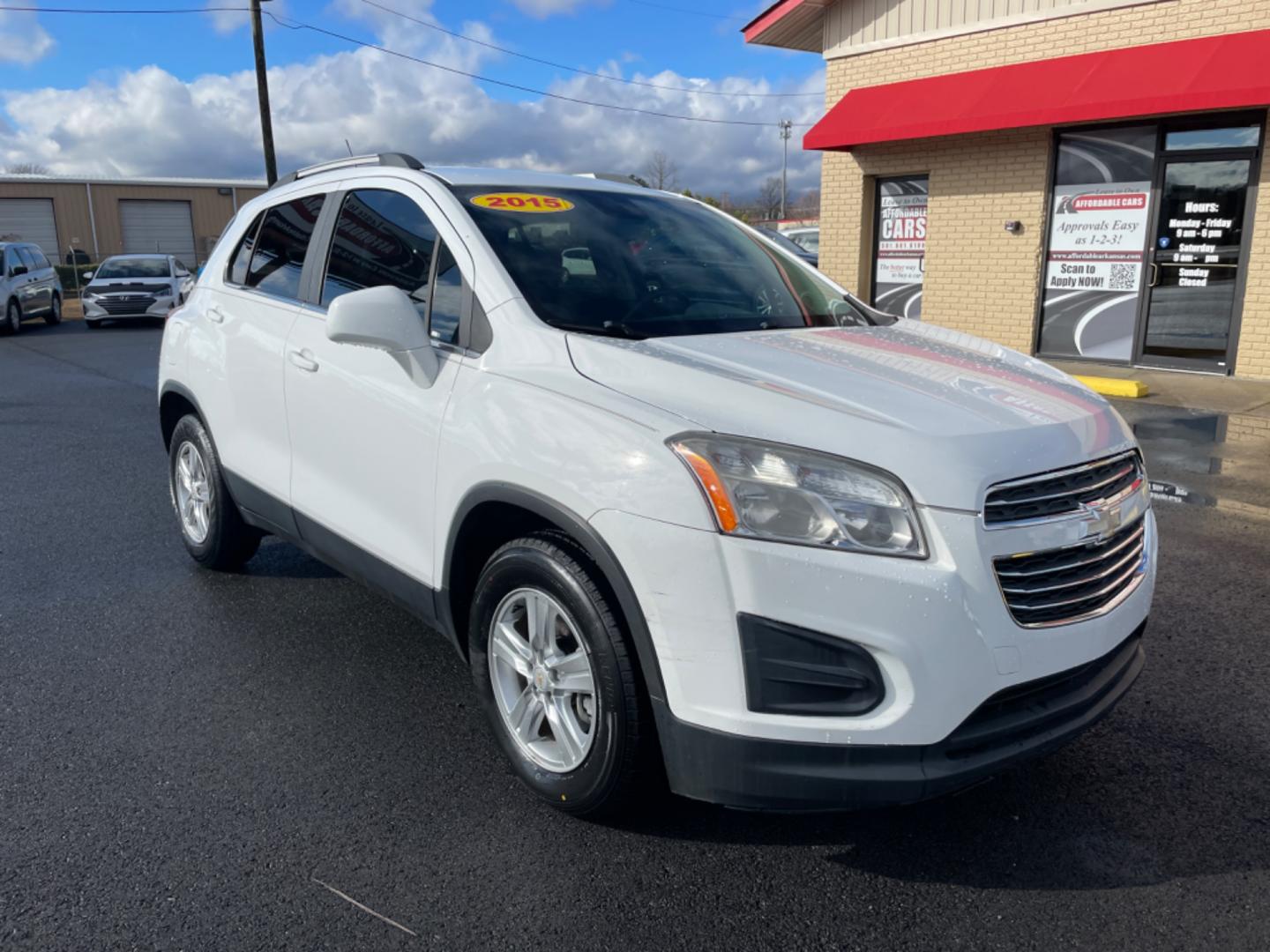 2015 White Chevrolet Trax (KL7CJLSB3FB) with an 4-Cyl, Turbo, 1.4 Liter engine, Automatic, 6-Spd transmission, located at 8008 Warden Rd, Sherwood, AR, 72120, (501) 801-6100, 34.830078, -92.186684 - Photo#1